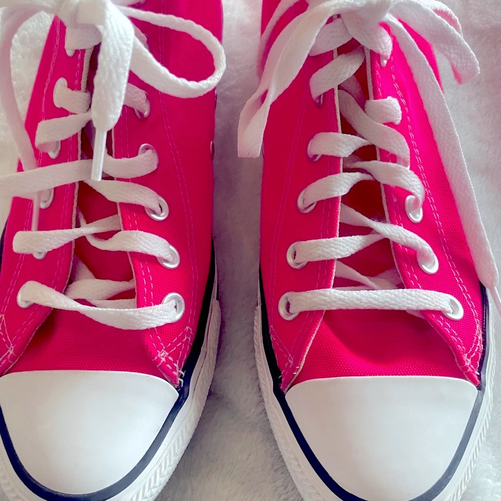 Converse High Top Sneakers size 9 women’s/ 7  pink - Picture 3 of 8